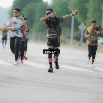 Runner Photo 6419145