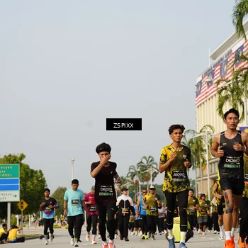 Runner Photo 6419154