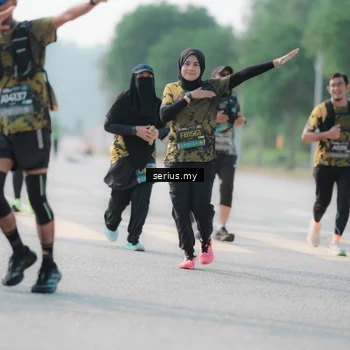 Runner Photo 6419156