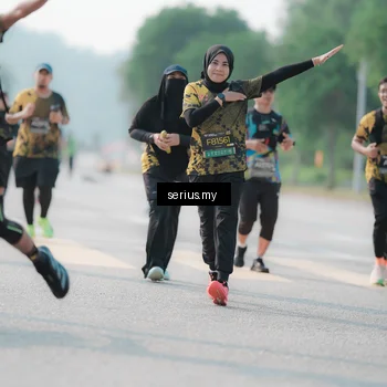Runner Photo 6419171