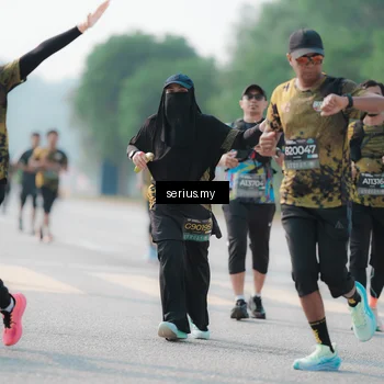 Runner Photo 6419185