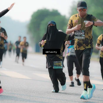 Runner Photo 6419202