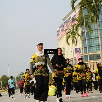 Runner Photo 6419203