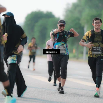Runner Photo 6419241