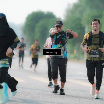 Runner Photo 6419242