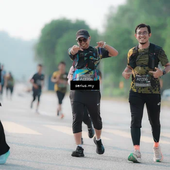 Runner Photo 6419246
