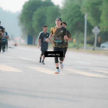 Runner Photo 6419278