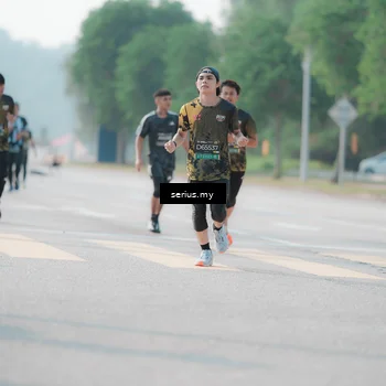 Runner Photo 6419291