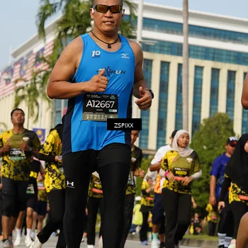 Runner Photo 6419335