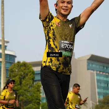 Runner Photo 6419355
