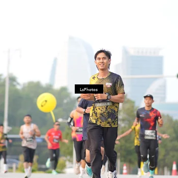Runner Photo 6419363