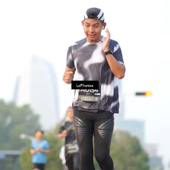 Runner Photo 6419384