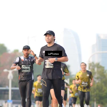 Runner Photo 6419398