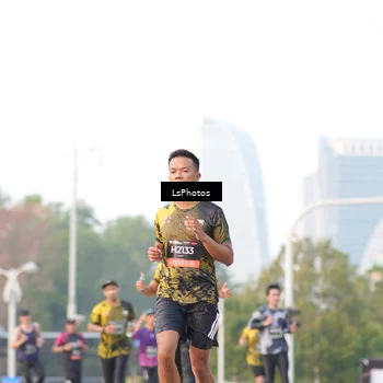 Runner Photo 6419415