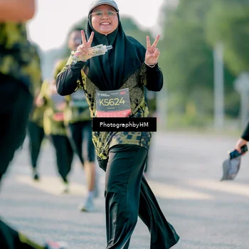 Runner Photo 6419426