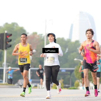 Runner Photo 6419435