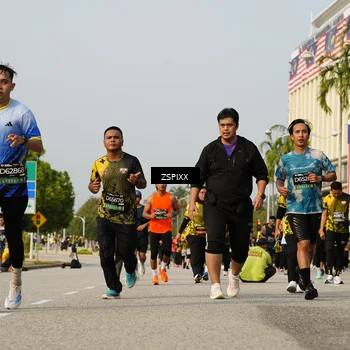 Runner Photo 6419503