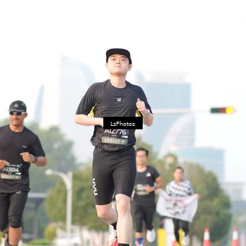 Runner Photo 6419515