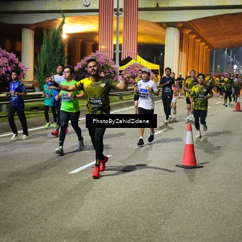 Runner Photo 6419560