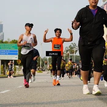Runner Photo 6419565
