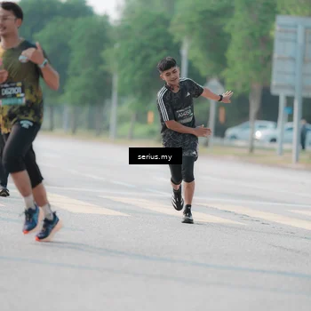 Runner Photo 6419566