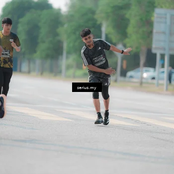 Runner Photo 6419573
