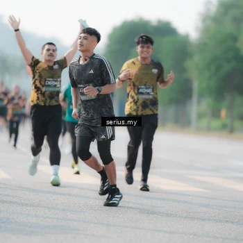 Runner Photo 6419591