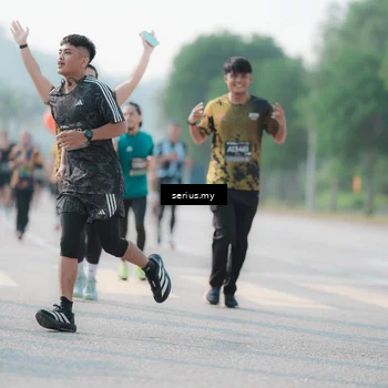 Runner Photo 6419596