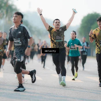 Runner Photo 6419605