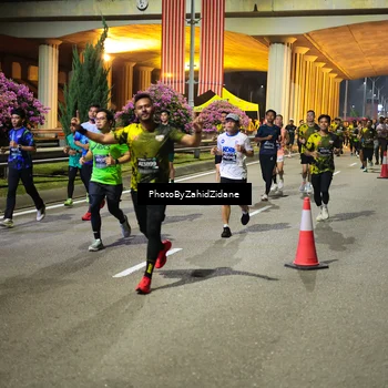Runner Photo 6419656
