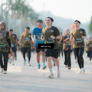 Runner Photo 6419676