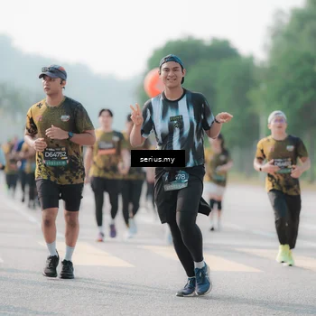 Runner Photo 6419712