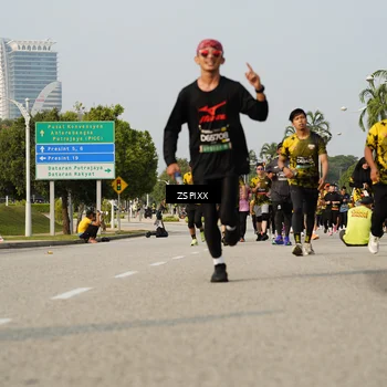Runner Photo 6419713