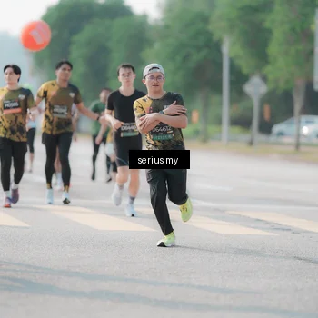 Runner Photo 6419722