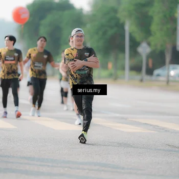 Runner Photo 6419729