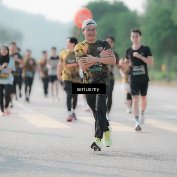 Runner Photo 6419748