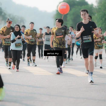 Runner Photo 6419752