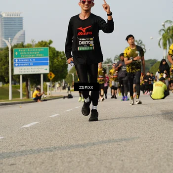 Runner Photo 6419770