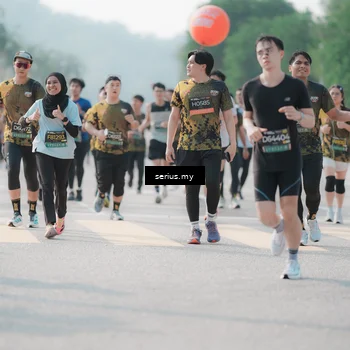 Runner Photo 6419773