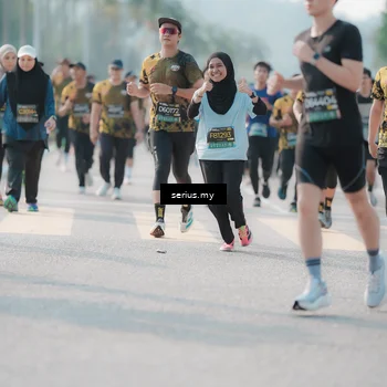 Runner Photo 6419779