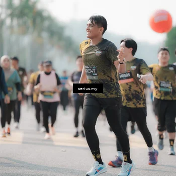 Runner Photo 6419804