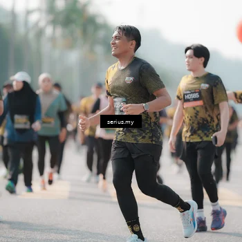 Runner Photo 6419806