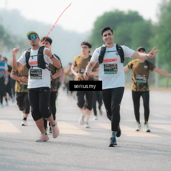 Runner Photo 6419872