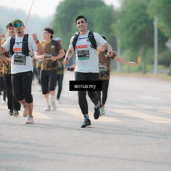 Runner Photo 6419874