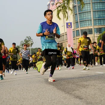 Runner Photo 6419911