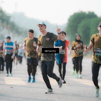 Runner Photo 6419962