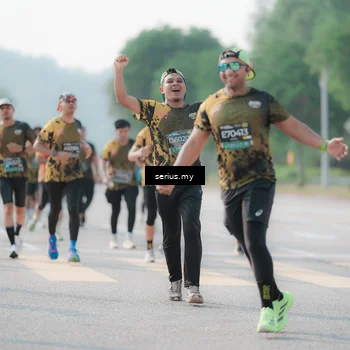 Runner Photo 6420023