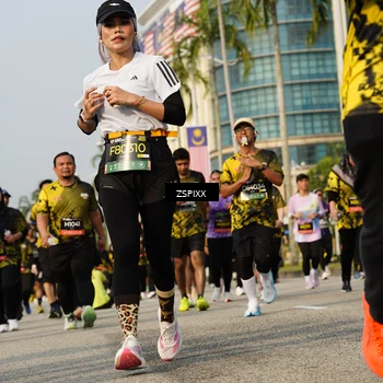 Runner Photo 6420032