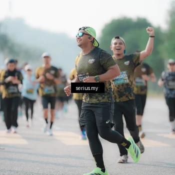 Runner Photo 6420034