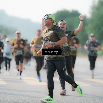 Runner Photo 6420036